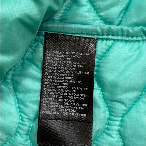 The North Face Aqua Thermoball Quilted Jacket - Picture 5 of 6